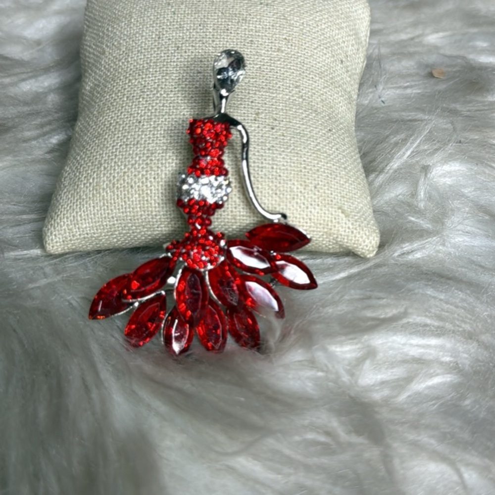Stunning “Lady in Red Gown” Red Silver Crystal Brooch Pendant -NEW